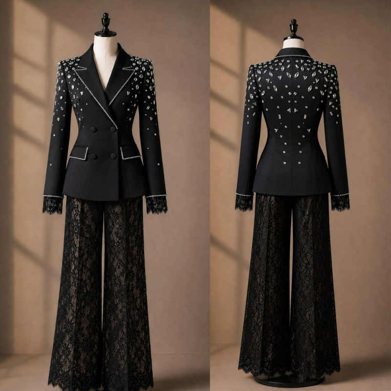 Women'S Formal Dinner Wear - Elegant damespak met revers, versierd met
