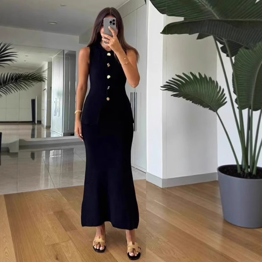 Women Formal Wear With Skirt - Mouwloze bodycon-top met ronde hals, enkele